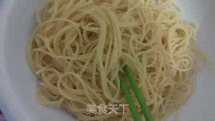 Make Shrimp tomato pasta step 2