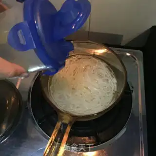 Make Beef noodles step 4