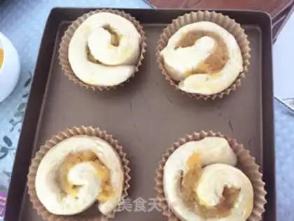 Make Honey pineapple rolls step 10
