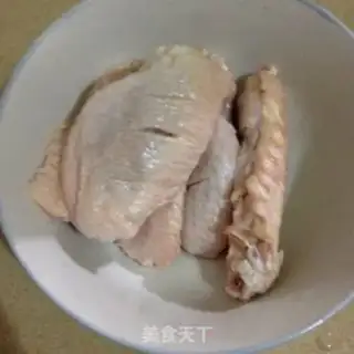 Make Honey, spicy chicken wings step 1