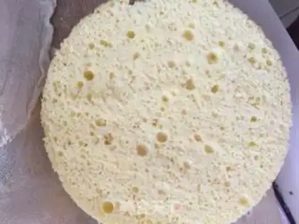 Make Eight-inch strawberry durian naked cake step 10