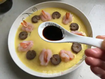 Make Soybean prawn stew step 10