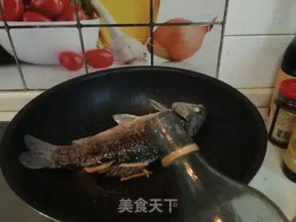 Make Soy sauce fish soup step 5