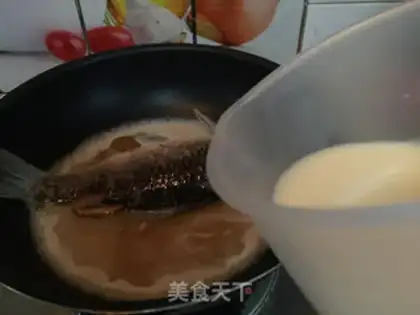 Make Soy sauce fish soup step 7