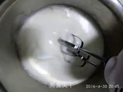 Make Sugar cream birthday cake step 7