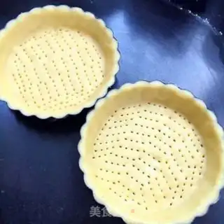 Make French Fruit Tower step 19