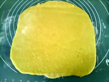 Make Uighur cookies step 7