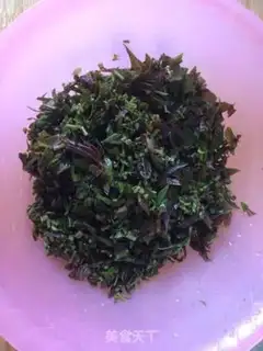 Make Fried eggs with sprouts step 1