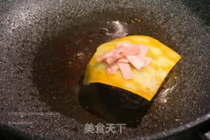 Make Hawaiian pineapple burger step 4