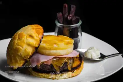Make Hawaiian pineapple burger step 6