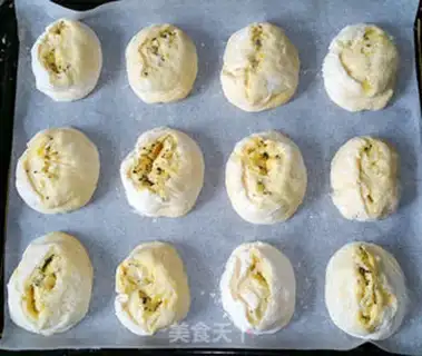 Make Garlic cheese buns step 6