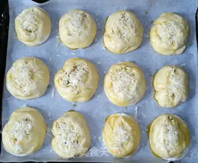 Make Garlic cheese buns step 7