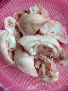 Make Red-hot cucumber pig hoof step 0