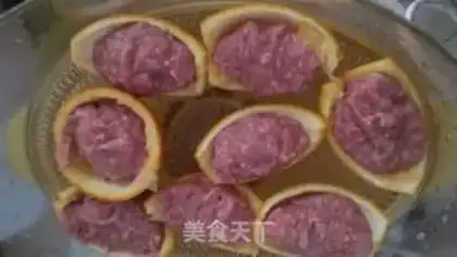 Make Orange skin steam meatballs step 2