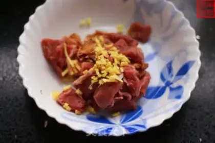 Make Italian vanilla beef string step 0