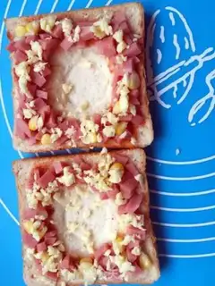Make Toast eggs step 3