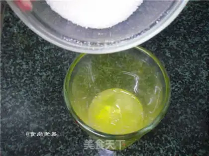 Make Egg sponge cake step 2