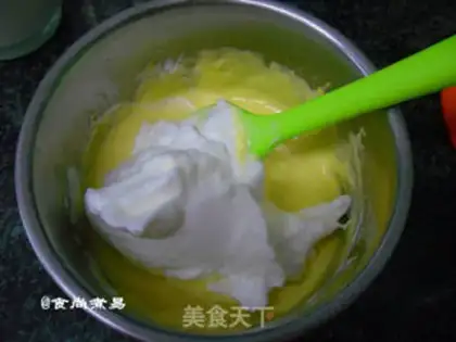 Make Egg sponge cake step 7
