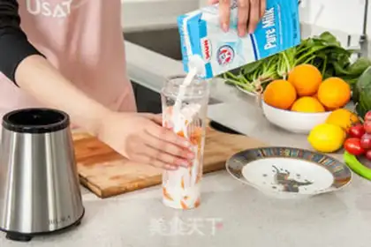 Make Fresh papaya shake step 2