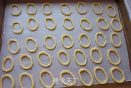 Make Roman shield step 7