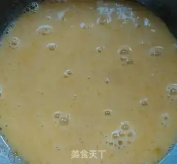 Make Barbie dolls flipping candy cake step 1