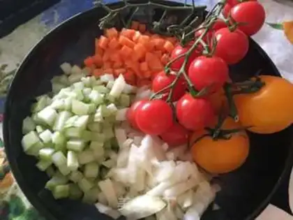 Make Italian meatballs step 0