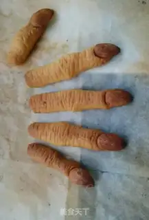 Make Witch finger crackers step 7