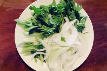 Make Old Beijing barbecue step 1