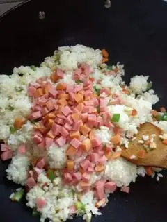 Make Vegetable cheese rice step 5
