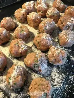 Make Italian meatballs step 5