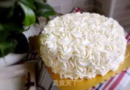 Make Rose cream cake step 4