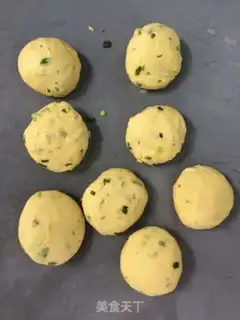 Make Onion waffles step 1
