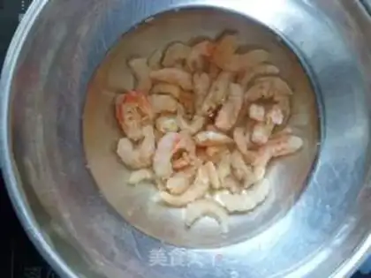 Make Pineapple rice step 4