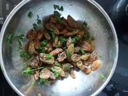 Make Pineapple rice step 5