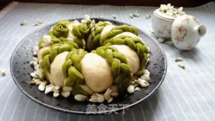 Make A bouquet roll step 12