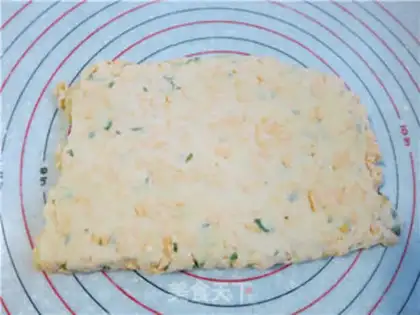 Make Cheda onion scone step 12
