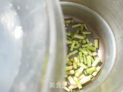 Make Snow pickles are wild step 4