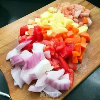 Make Tomato potato chicken step 1