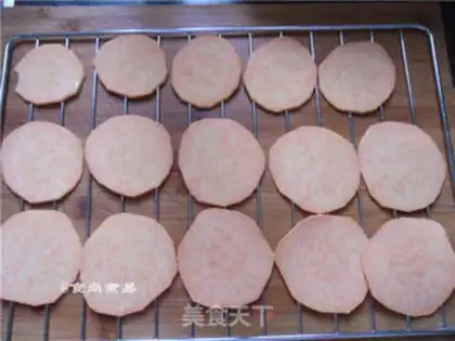 Make Baking red chips step 4