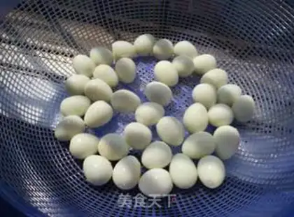 Make Steamed quail eggs step 1
