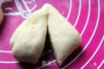 Make Heart-shaped coconut bread step 14
