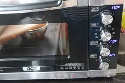 Make Chocolate cracker step 11