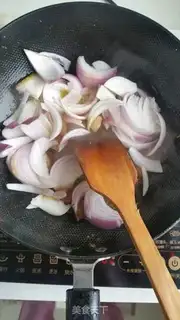 Make Onion fried meat step 5