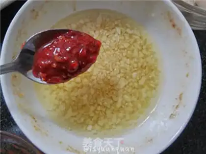 Make Creaming pepper and garlic for shrimp step 1