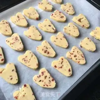 Make Rose cookies step 9