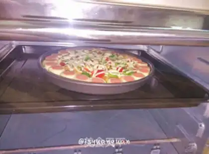 Make Black pepper bacon chicken pizza step 7
