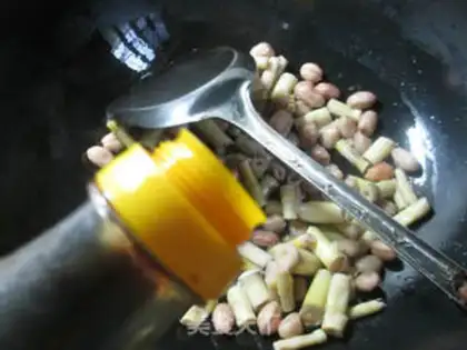 Make Wild mountains make peanuts step 8