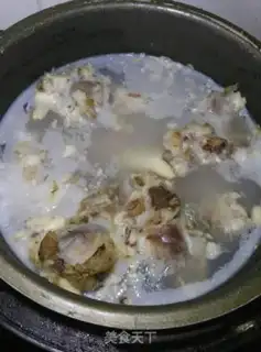 Make Tomato egg rice step 1