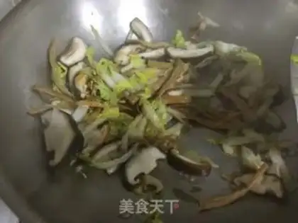 Make Three foods of pelican oil step 3