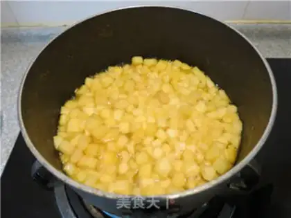 Make Apricot apple pie step 13